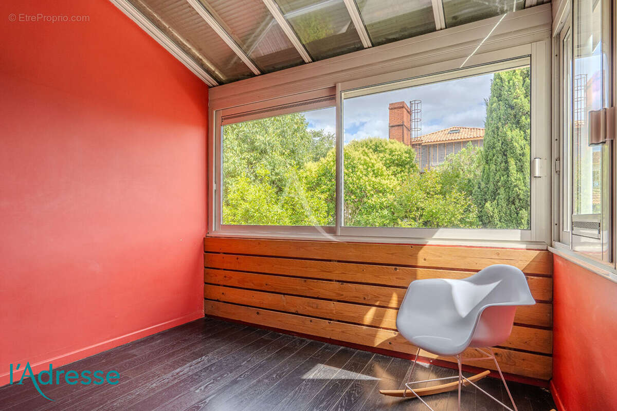 Bordeaux Nansouty / Barrière de Bègles - Maison rénovée avec cave et jardin - photo 12