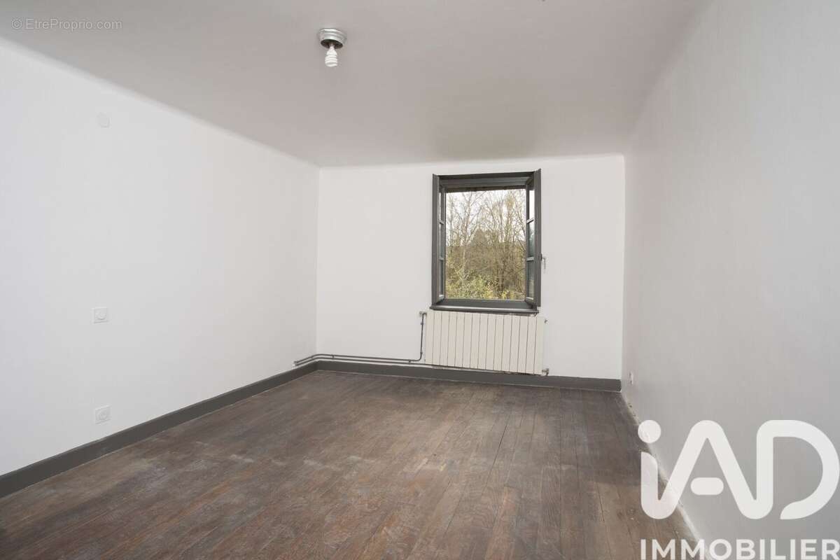 Maison 130 m² à Oudrenne  - photo 8