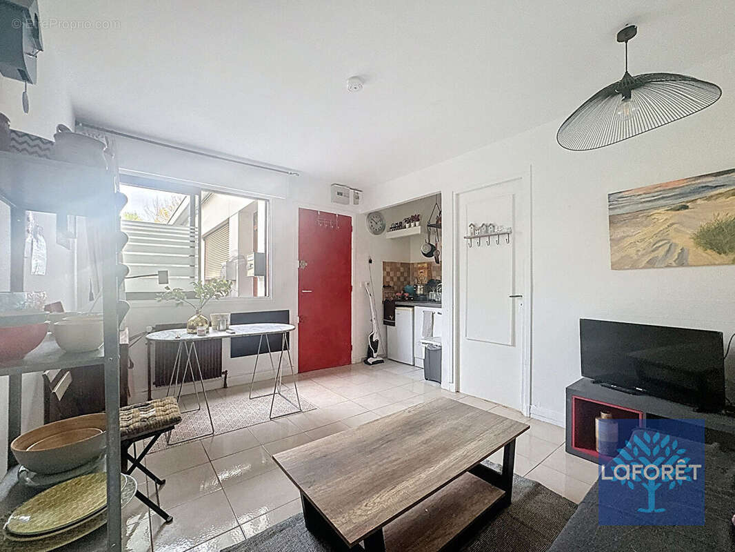 Appartement à CHILLY-MAZARIN