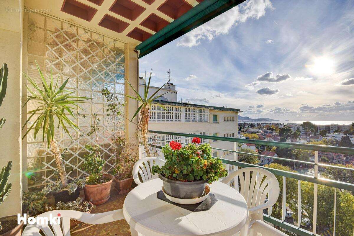 Appartement à MARSEILLE-8E