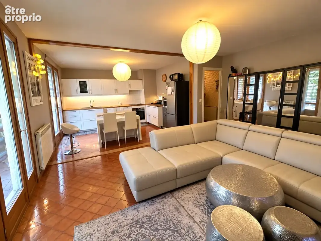 Maison individuelle de 215m2- Deux appartements- - photo 2