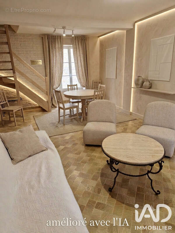 Photo 2 - Maison à PORT-EN-BESSIN-HUPPAIN