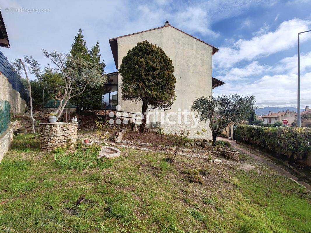 Maison à SEPTEMES-LES-VALLONS