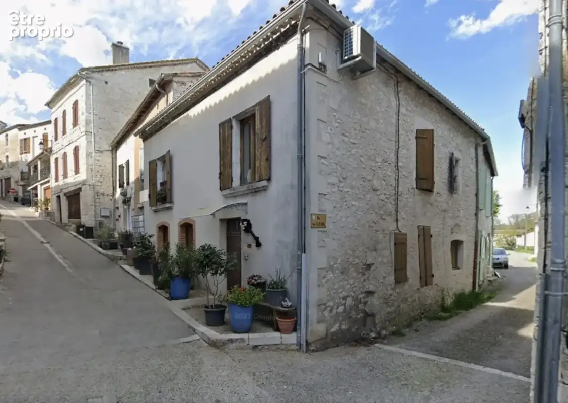 Maison à MONTAIGU-DE-QUERCY