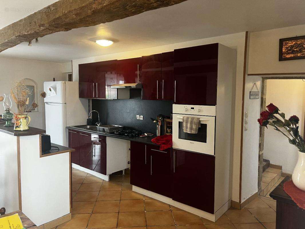 Maison à LIGNAC