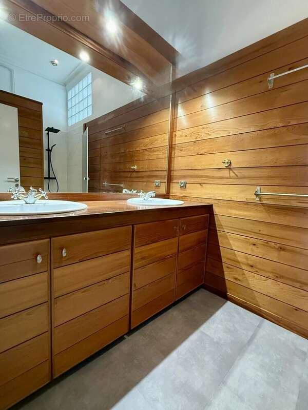 Maison à LE BOUSCAT