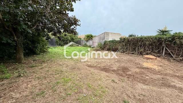 Terrain à LA ROCHELLE
