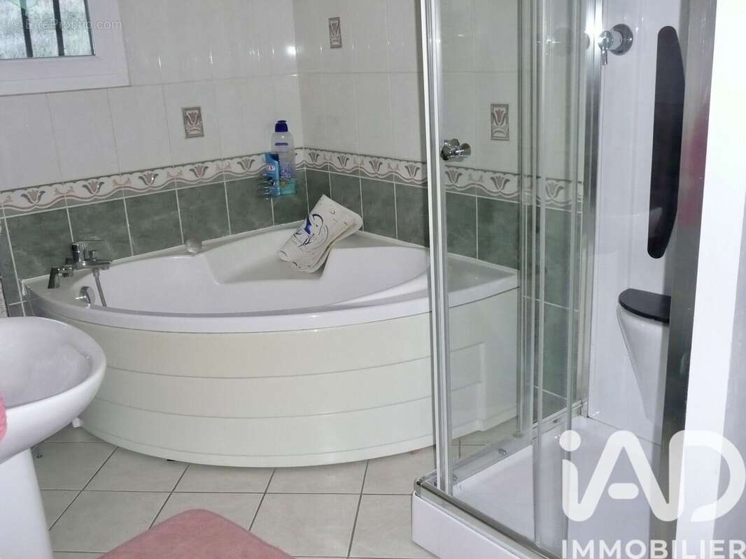 Maison 115 m² à Laroque-De-Fa  - photo 5