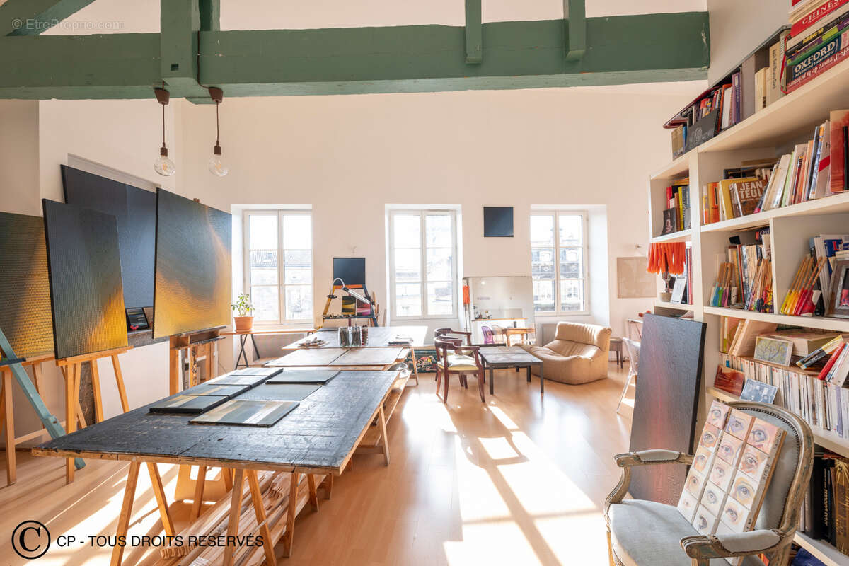 Appartement à BORDEAUX