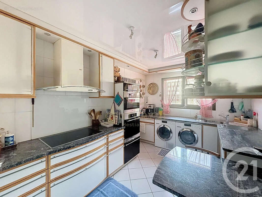 Appartement à LYON-4E