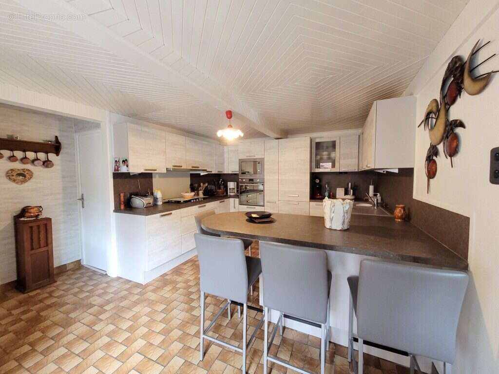 Maison 160 m² à Solre-Le-Chateau  - photo 9