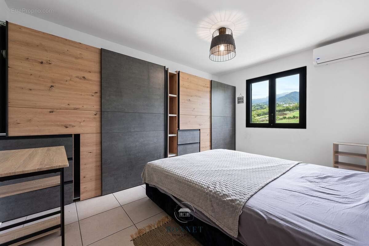 Maison à SAINT-LOUIS