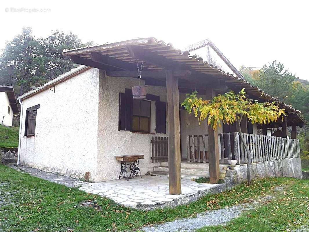 Maison 3/4 pièces - Garage - Terrain 13860 m² - photo 4