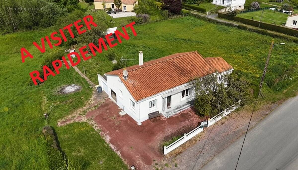 Maison à VERNOUX-EN-GATINE