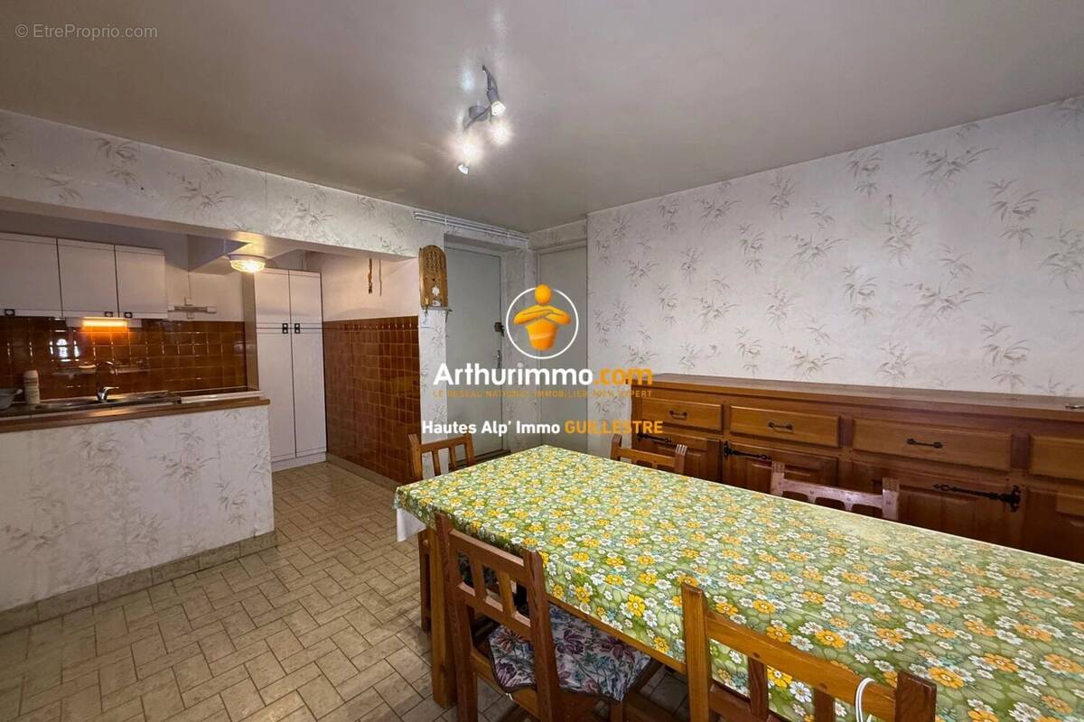 Appartement à ARVIEUX