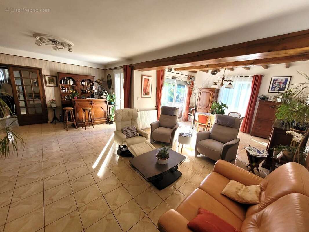 Maison à SAINT-SULPICE