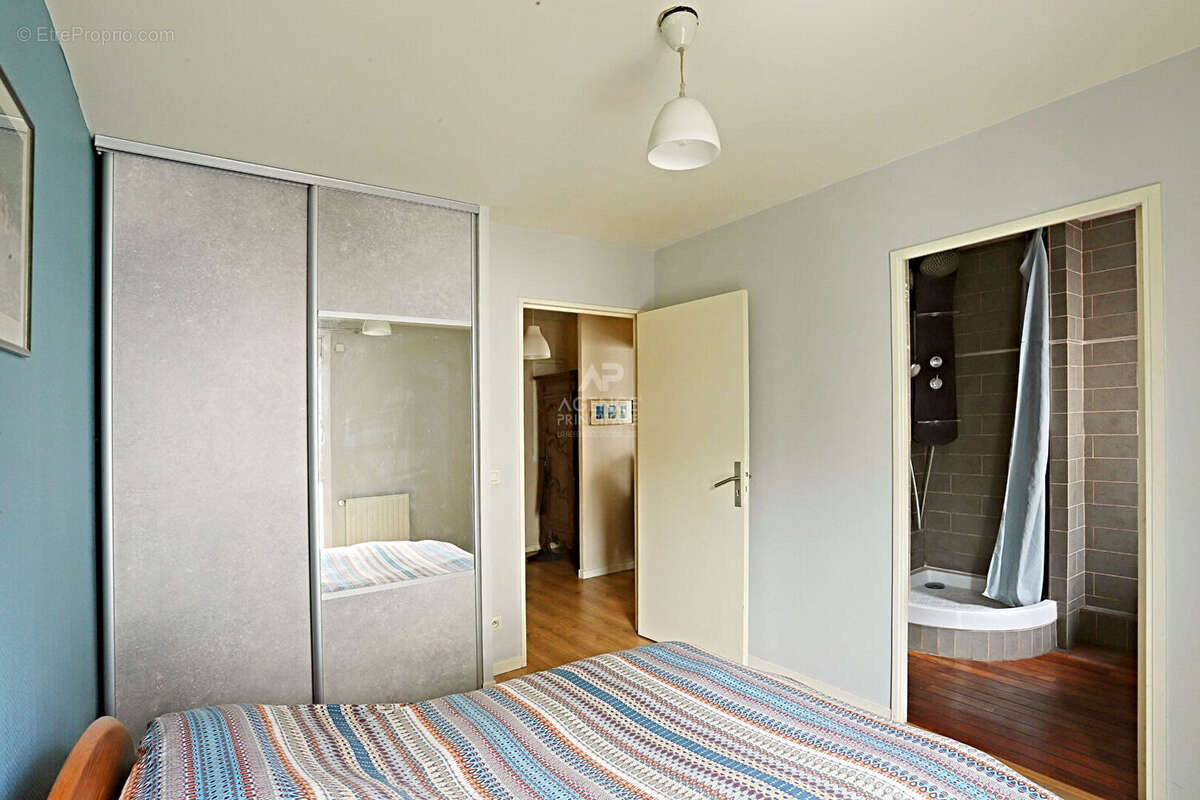 Appartement à NANTERRE