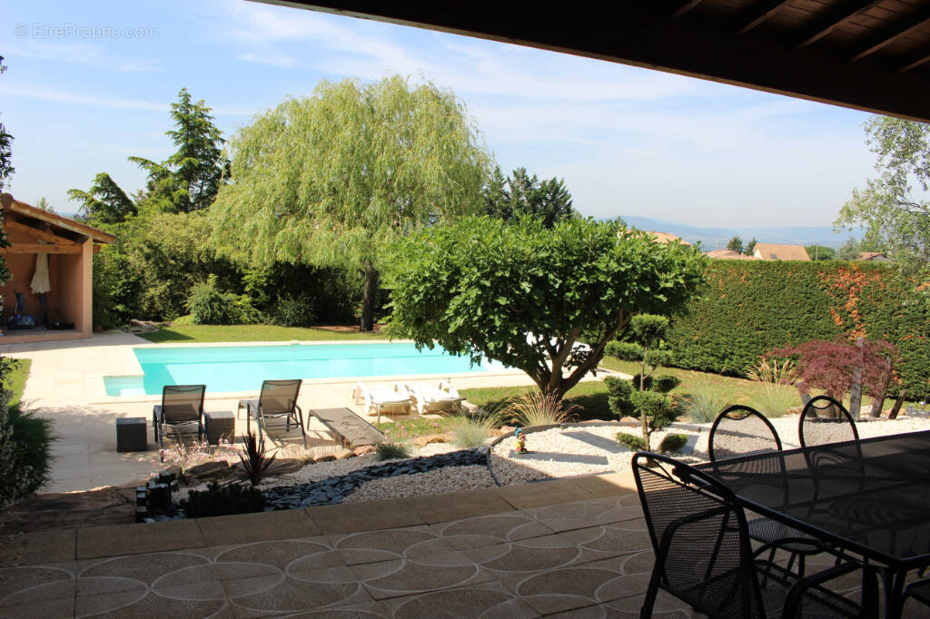 Maison à ROUSSILLON