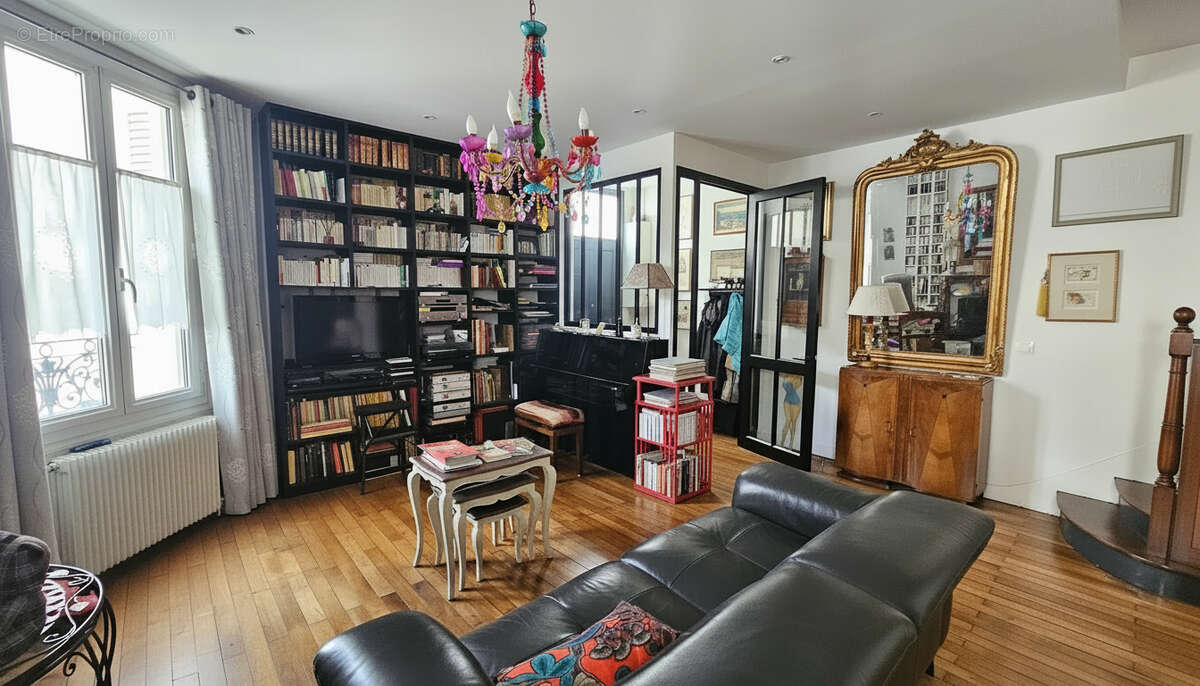 Maison de ville -  127m2 - TOURS - photo 2