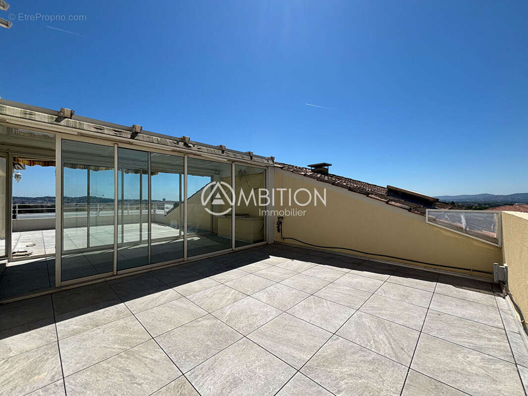 Appartement à FREJUS