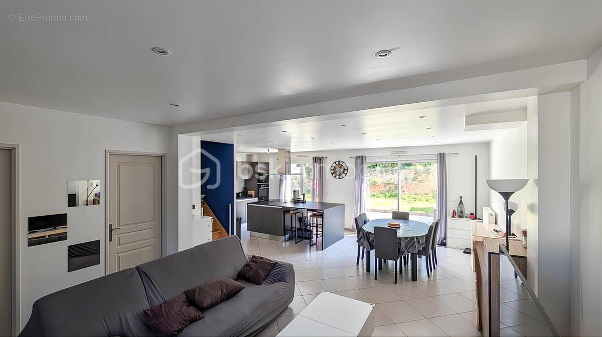 Maison à CORBEIL-ESSONNES