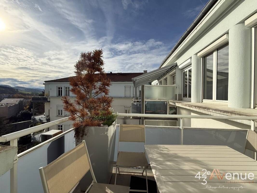Appartement à SAINT-ETIENNE