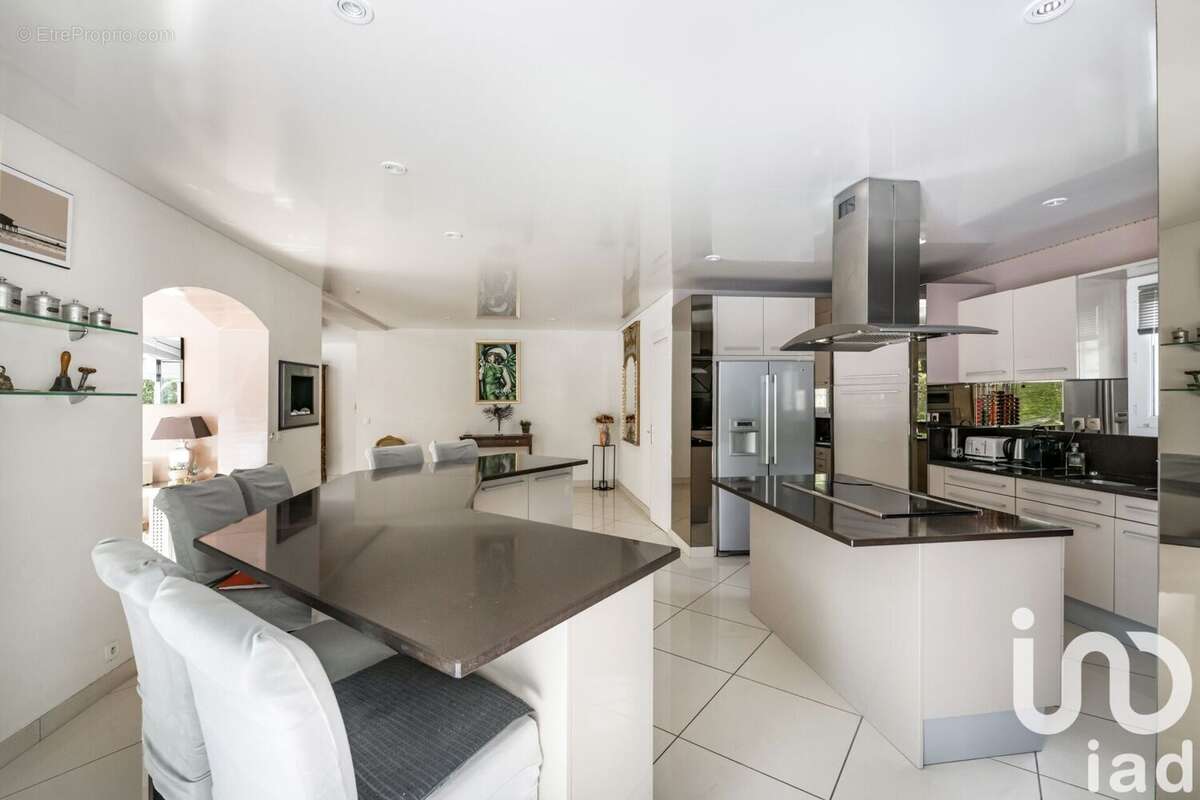 Photo 5 - Maison à LAMORLAYE