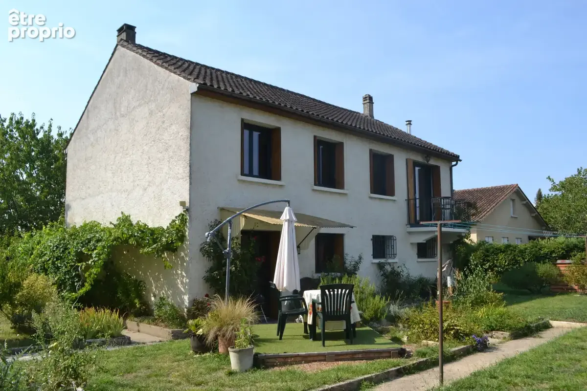 Maison à SIORAC-EN-PERIGORD
