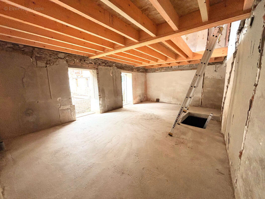 Maison à SAINT-GALMIER