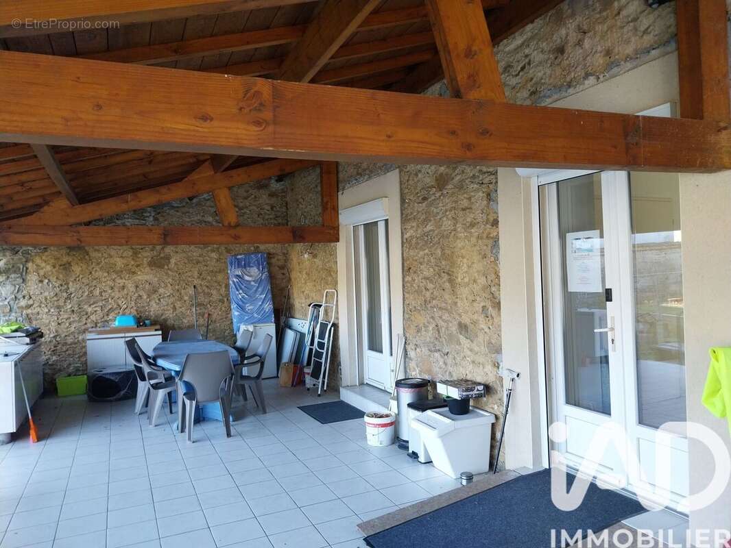 Photo 4 - Appartement à SAINT-VICTURNIEN