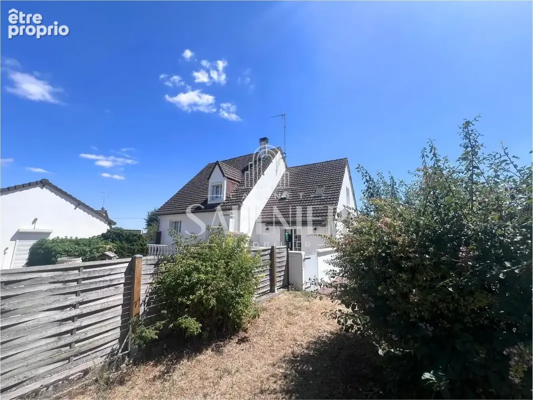 Au sud de Ste Maure de Touraine, Maison sur sous-sol - photo 13