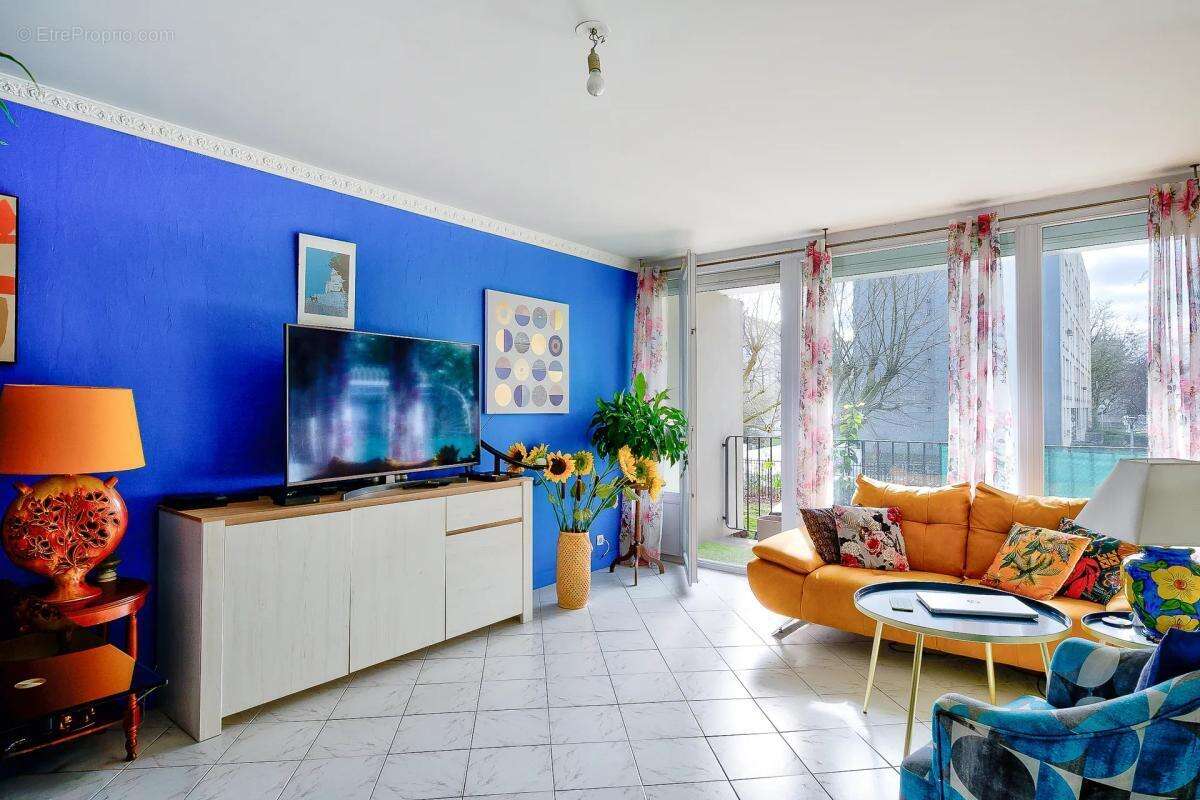 Appartement à VILLENEUVE-SAINT-GEORGES