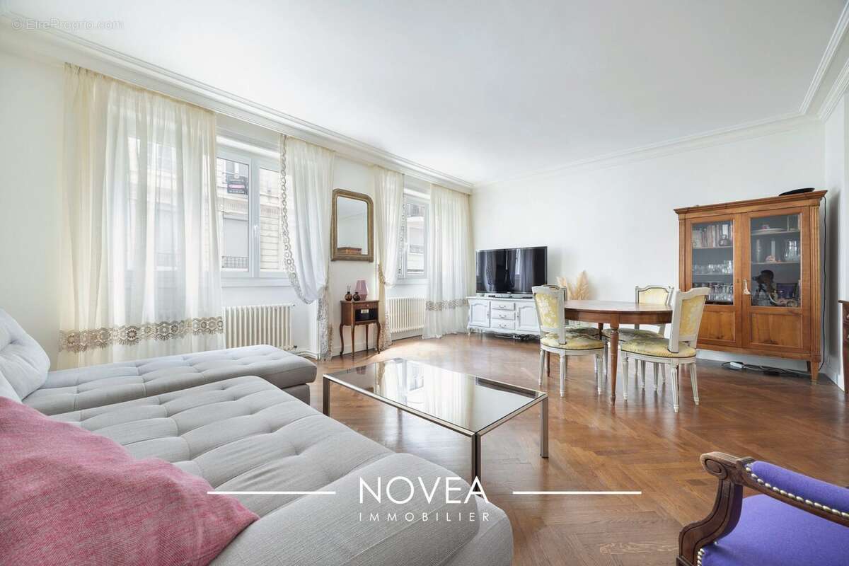 Appartement à LYON-6E