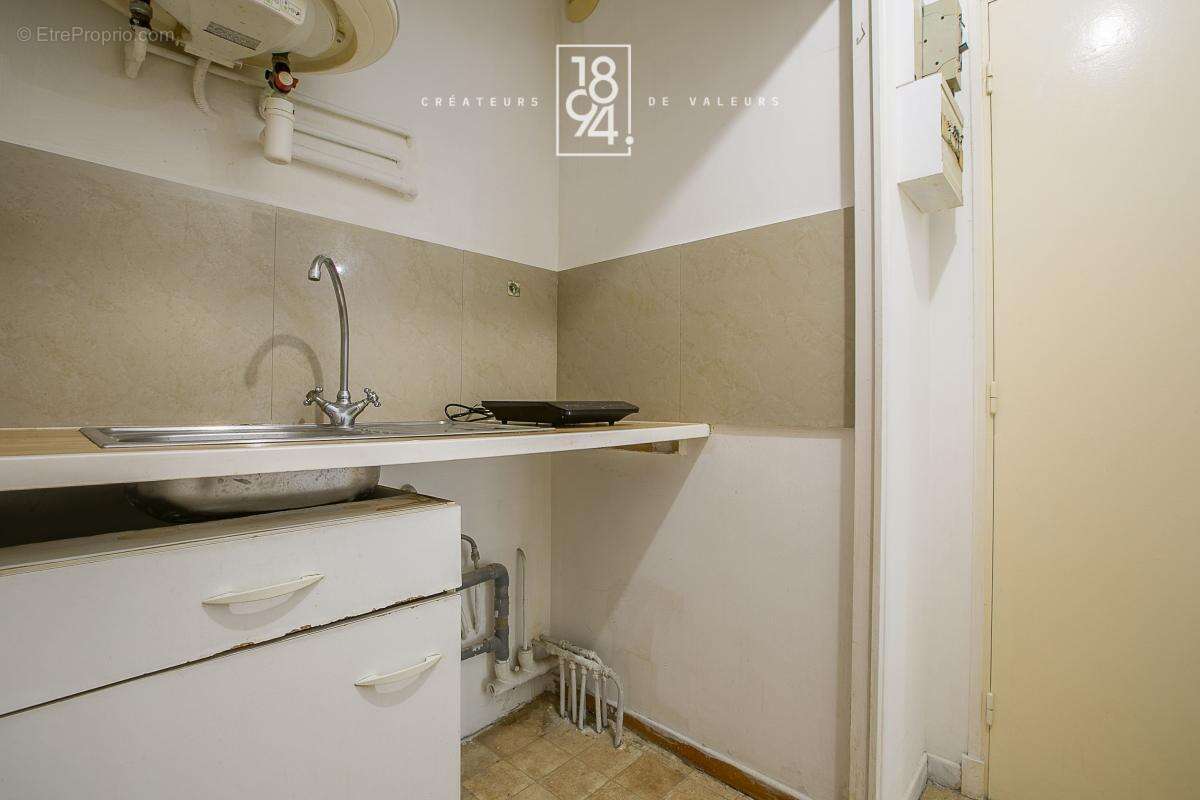 Appartement à MARSEILLE-5E