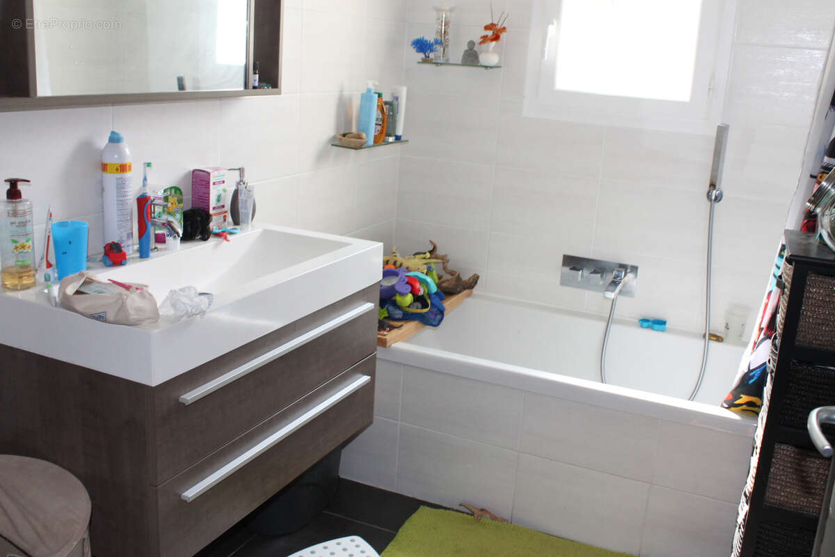 Maison à SAINT-ROMAIN-ET-SAINT-CLEMENT