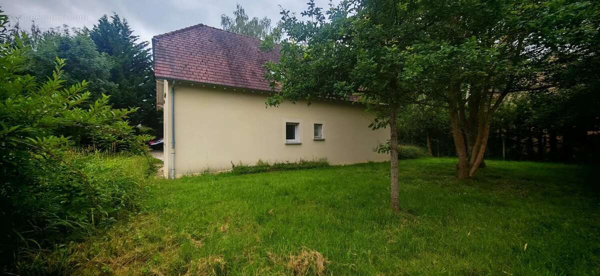 Saint André Les Vergers - Maison familiale de 131m2 sur 975m - photo 2