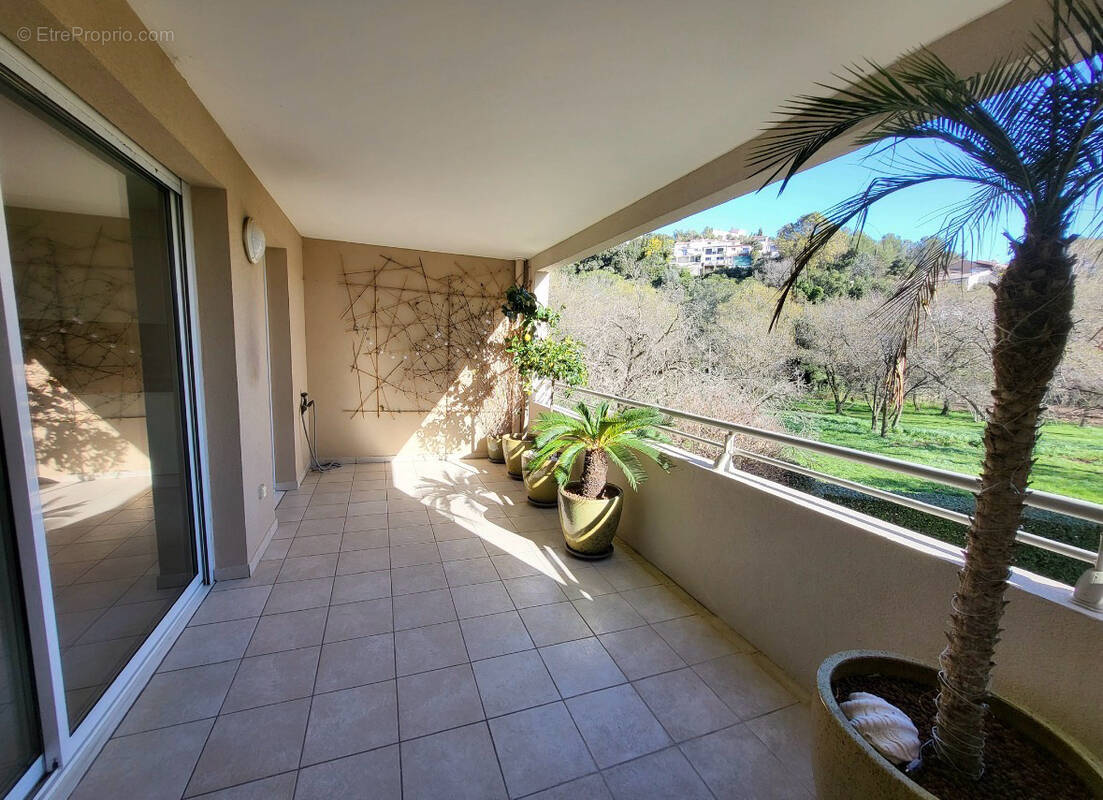 Appartement à SAINT-RAPHAEL