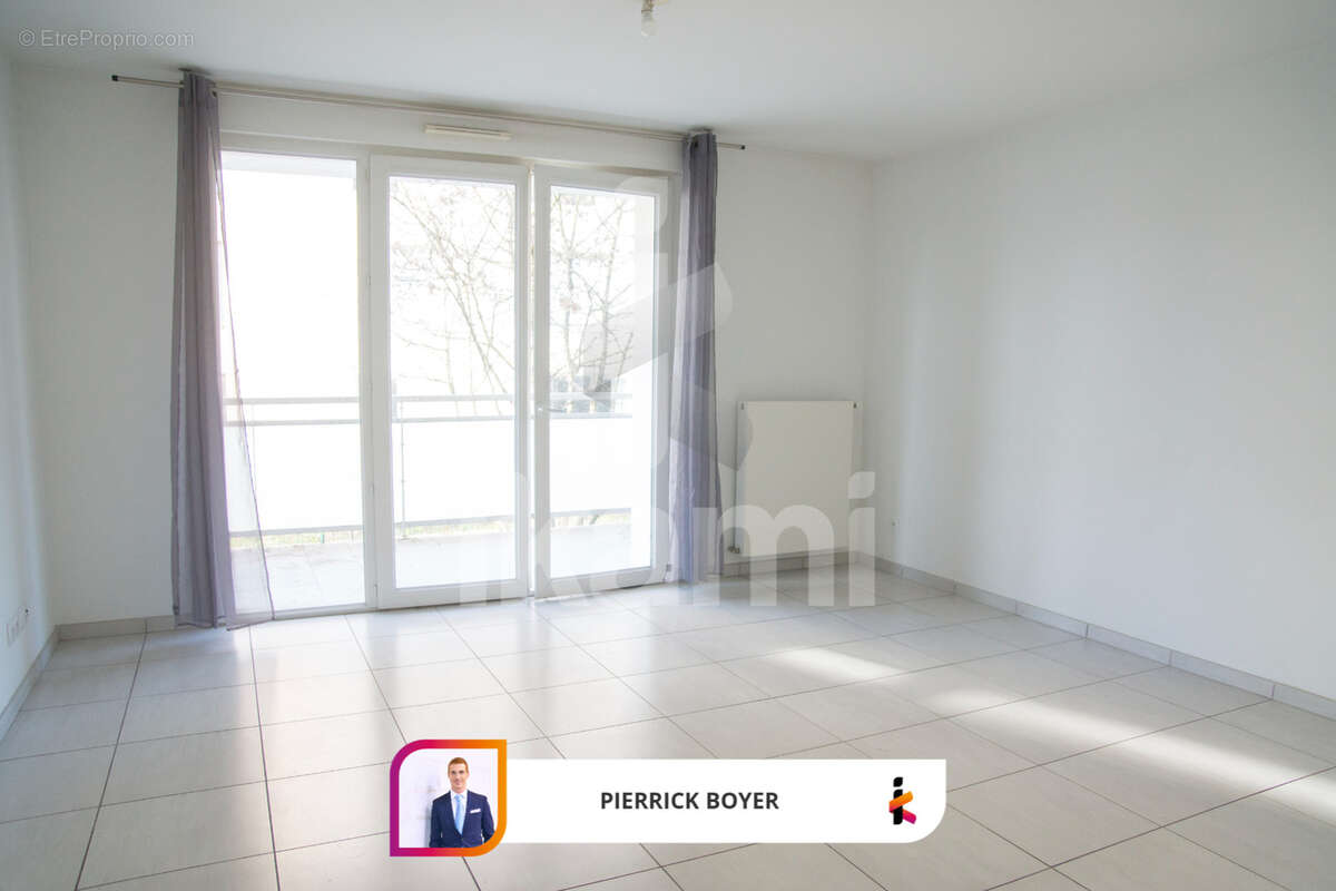 Appartement à MEYLAN