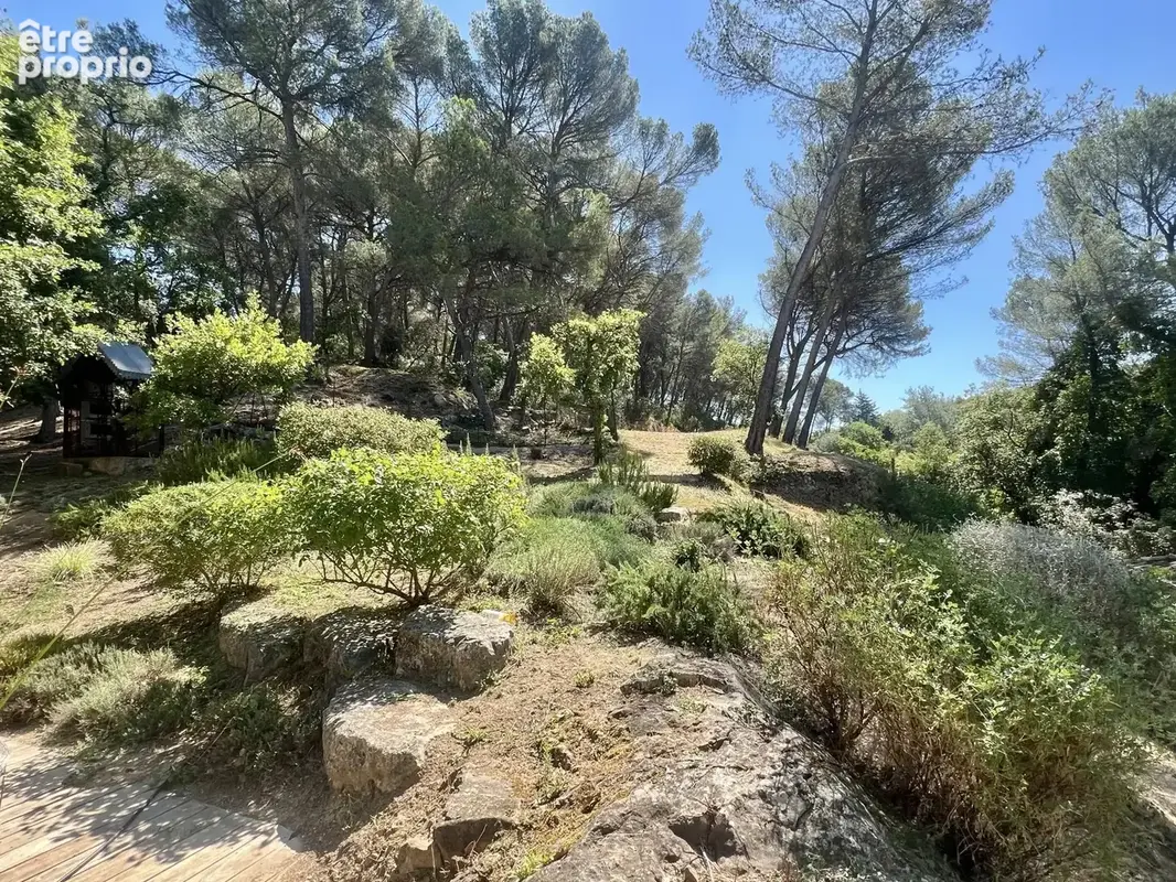 VIILLA de 290 m2 - Terrain 1 hectare à 6 suites, piscine, spa, à Aix-en-Provence 13100 - photo 12