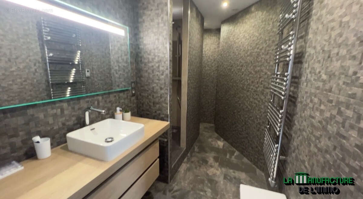 Appartement à SAINT-ETIENNE