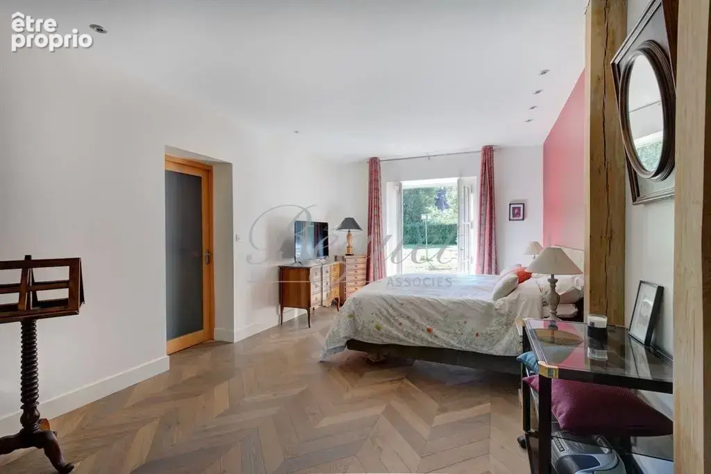 Veigné - 37250  - 430 m2 sur 3 maisons - 18 pièces - 11 chambres - 1 dépendance - Parc 5 ha - photo 5