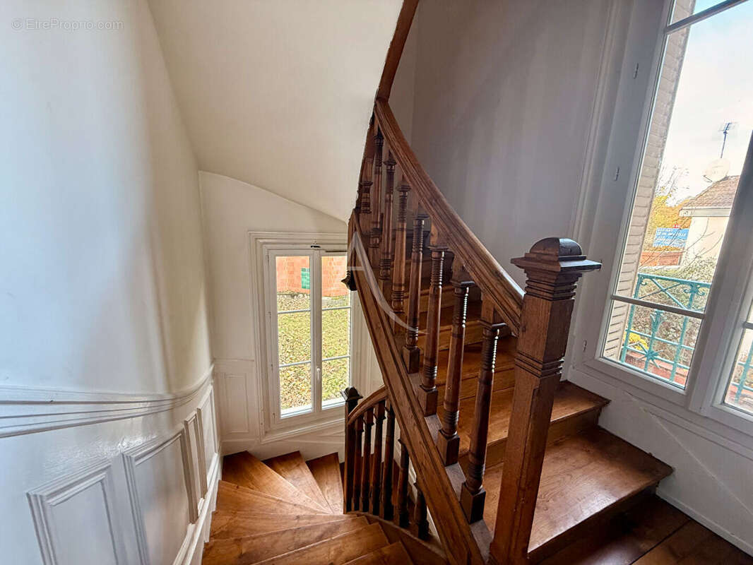 Maison à ROSNY-SOUS-BOIS