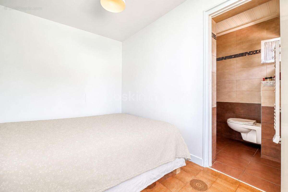 Exclusivité – maison familiale avec jardin – quartier marx dormoy - photo 10