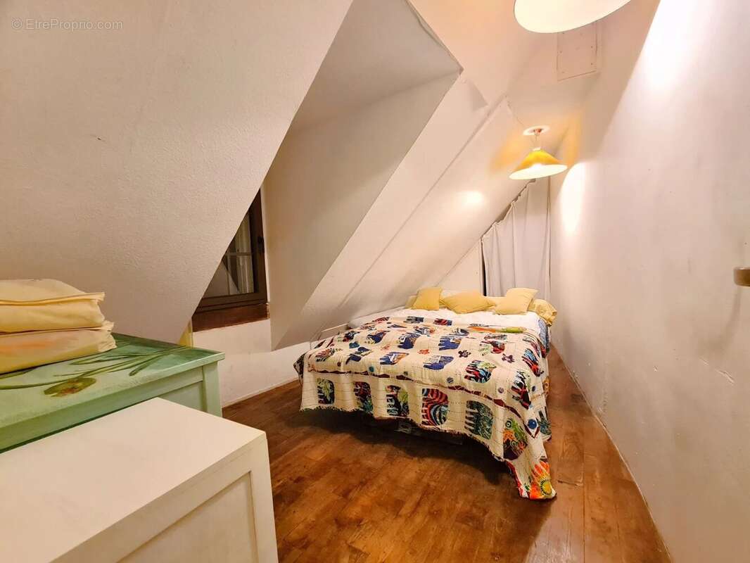 Maison à LA ROQUE-GAGEAC