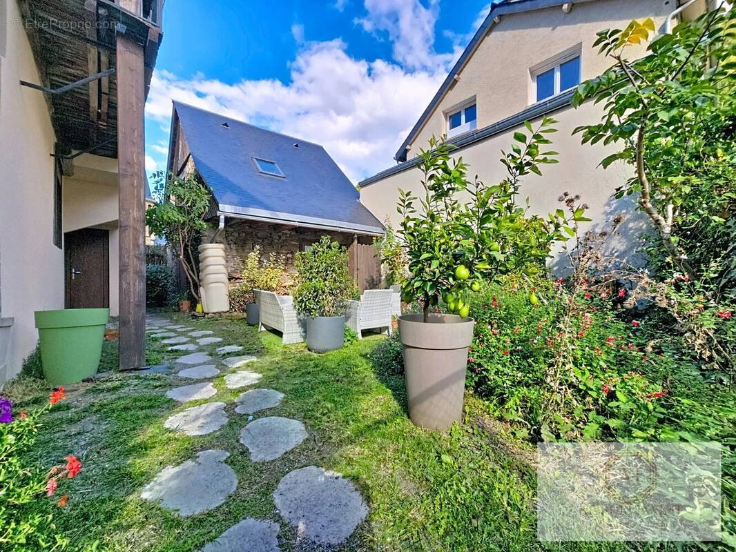 Maison à SAINT-MAMET