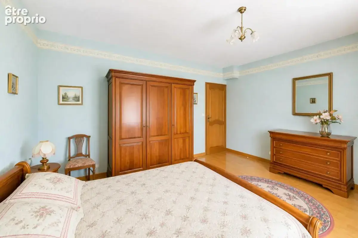 Maison de 7 pièces de 176 m² à Nouans-les-Fontaines - photo 9