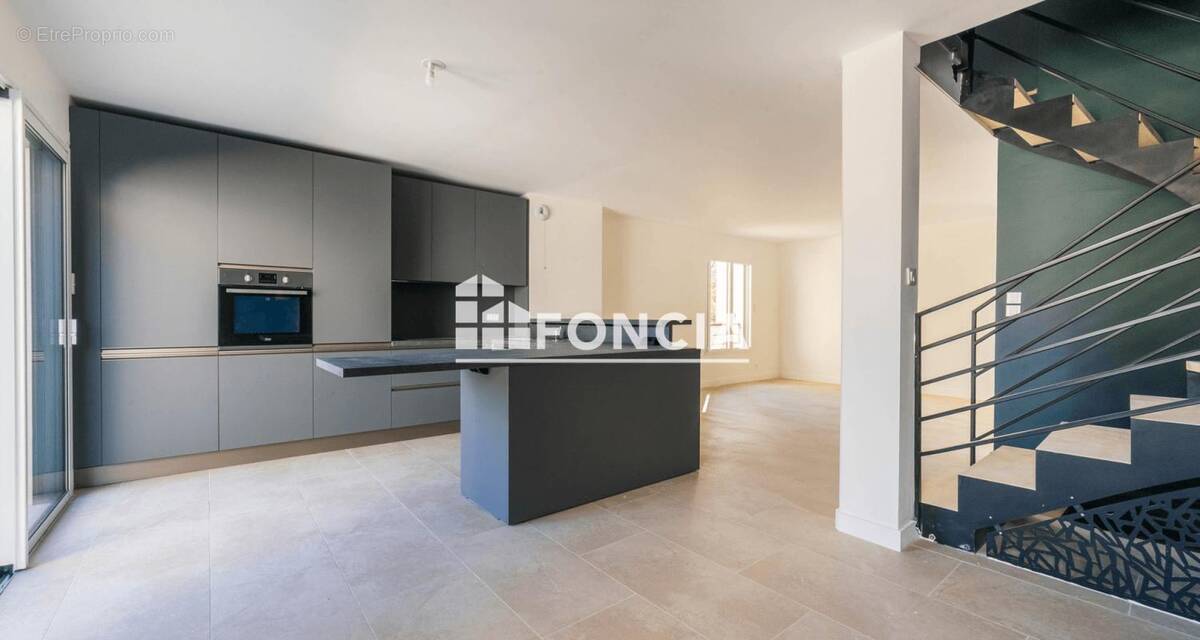 Maison à LYON-3E