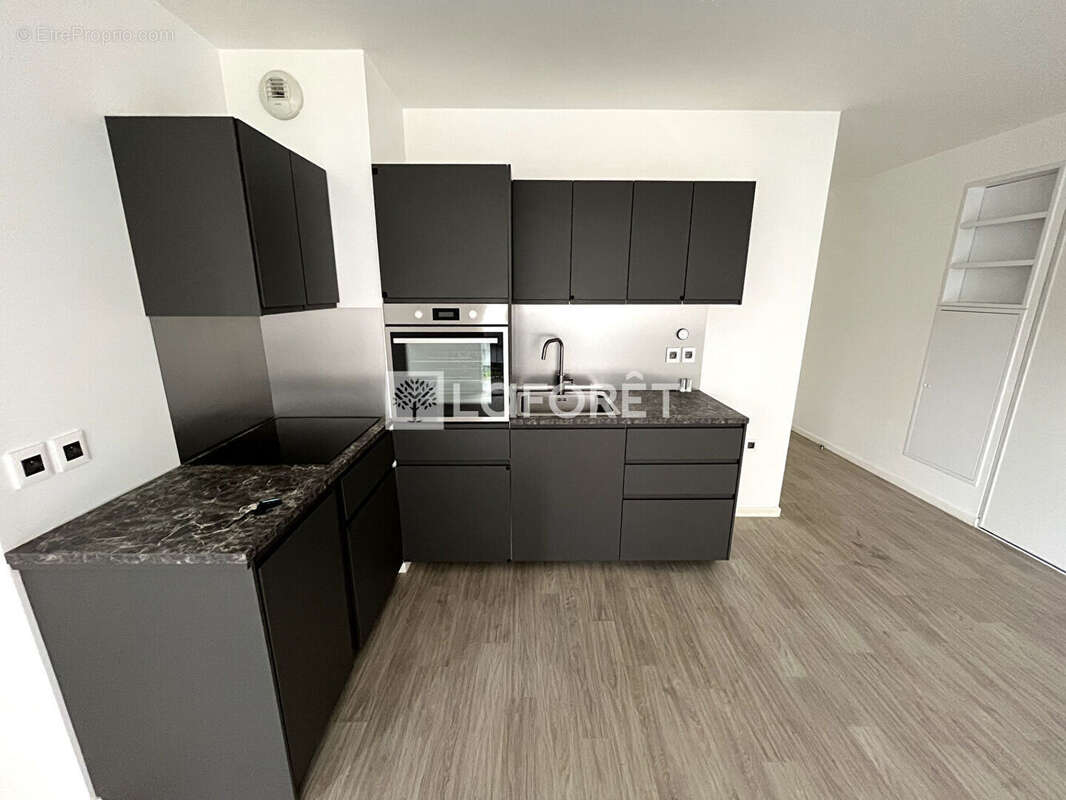 Appartement à HARDRICOURT