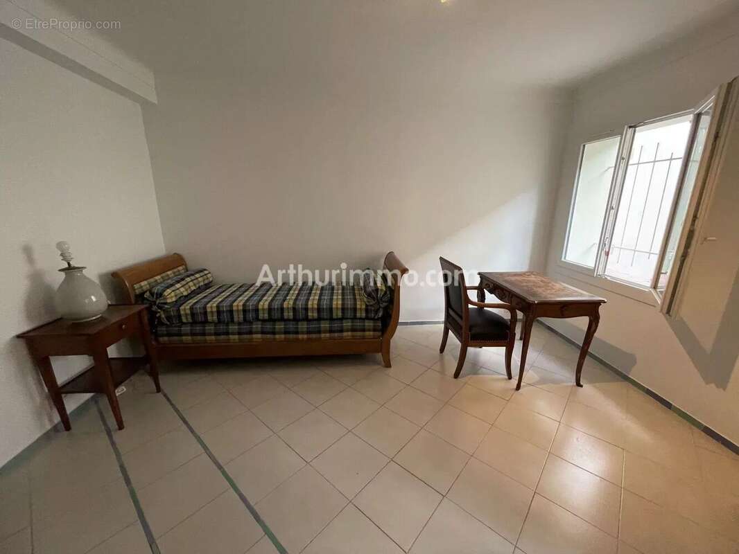 Maison à PLAN-DE-LA-TOUR