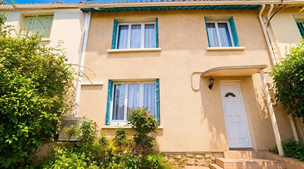 Maison à MANTES-LA-JOLIE